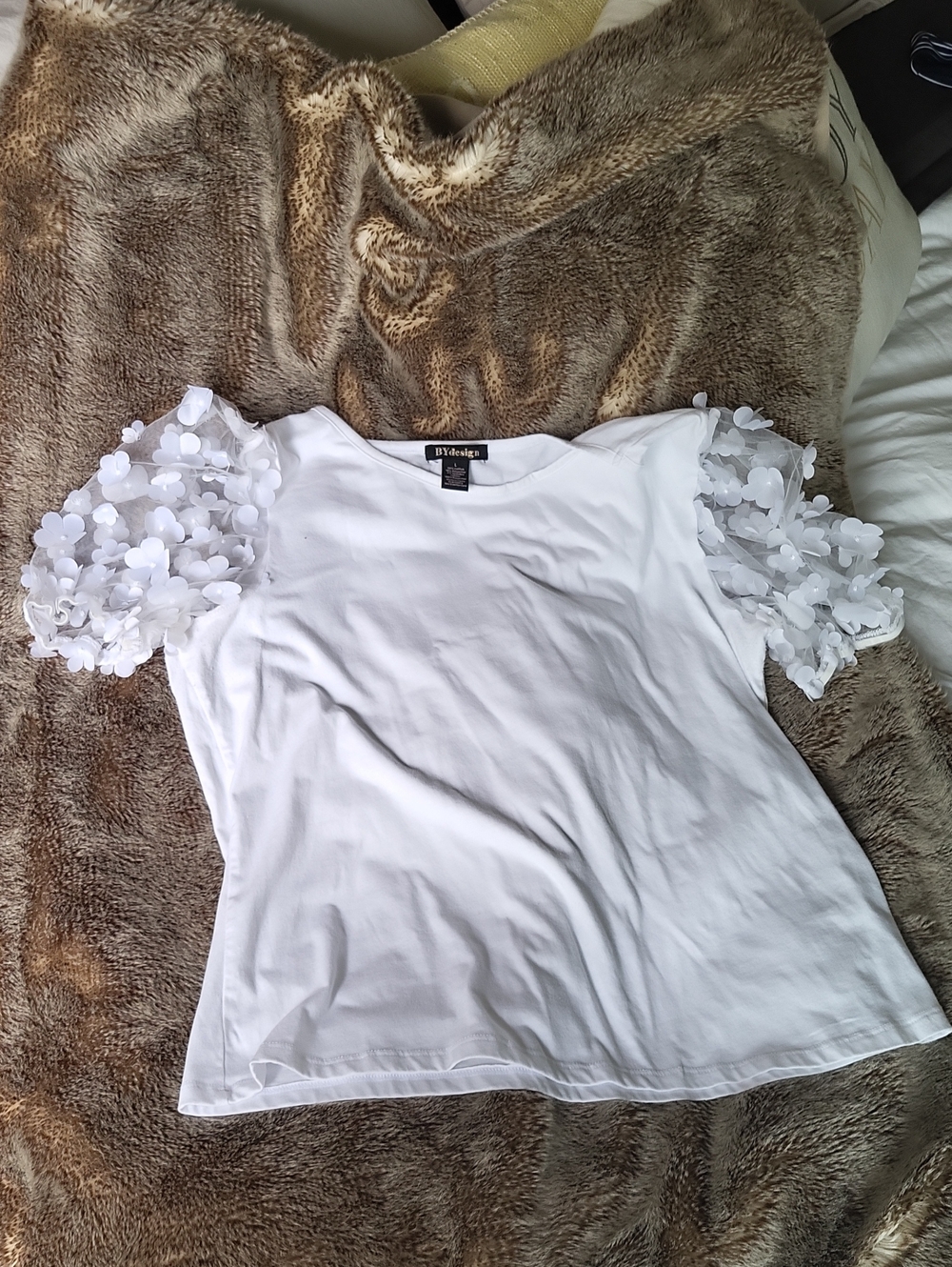 Byblos White Tee with 3D Floral Puff Sleeves
